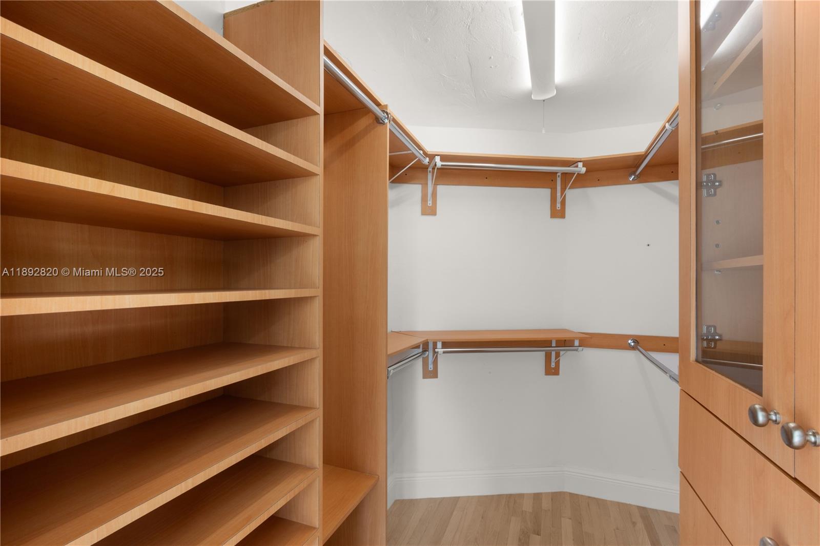 KINGS BAY SUB - Residential Lease
