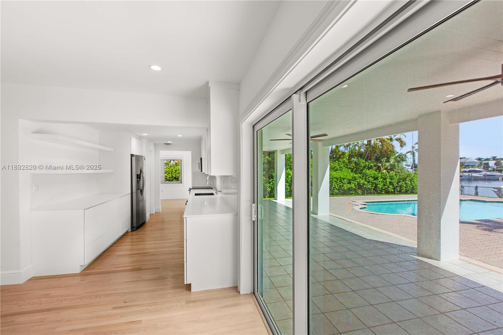 KINGS BAY SUB - Residential Lease