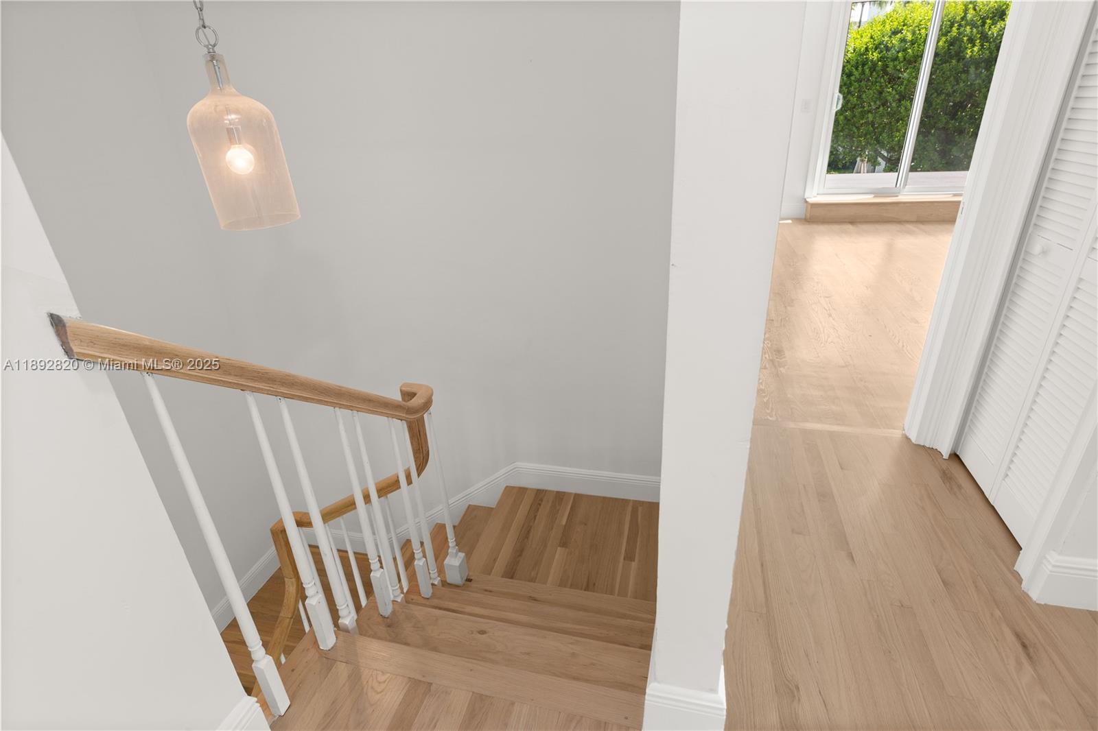 KINGS BAY SUB - Residential Lease