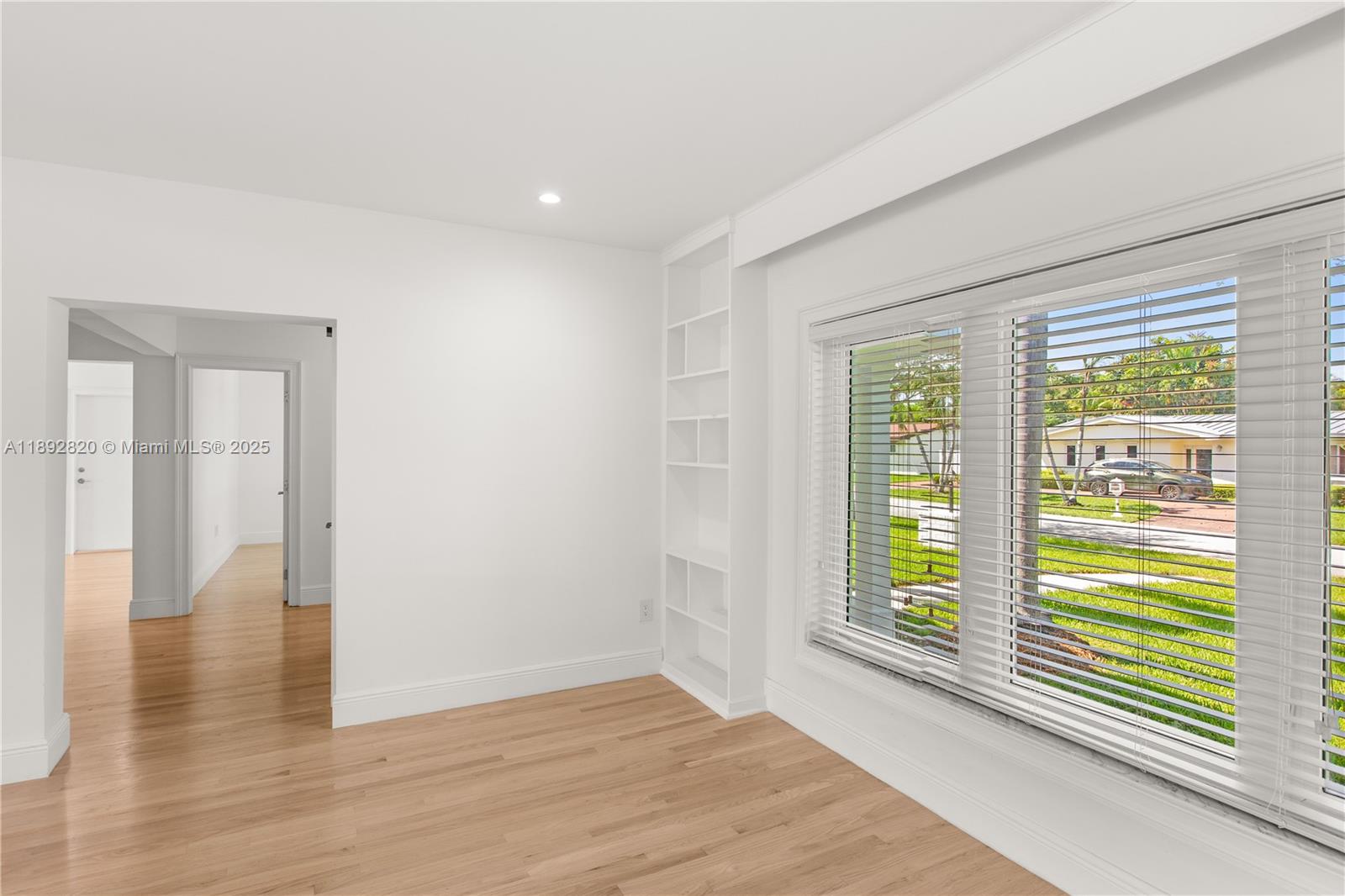 KINGS BAY SUB - Residential Lease