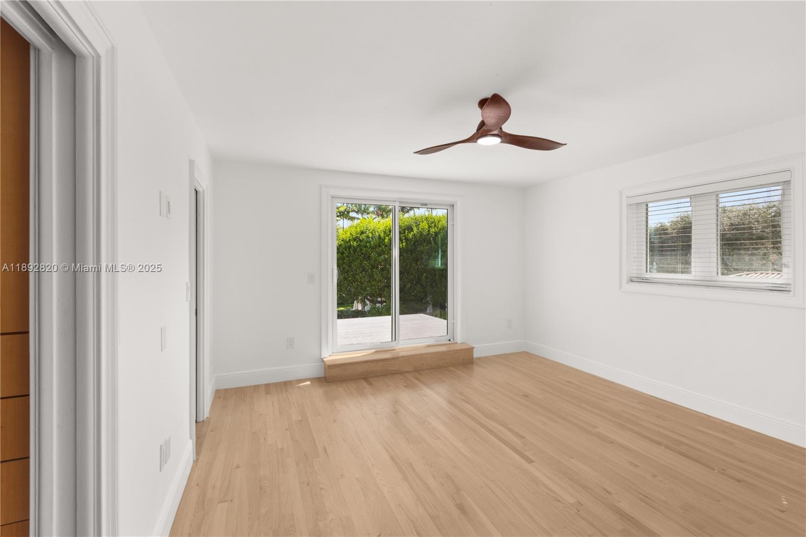 KINGS BAY SUB - Residential Lease