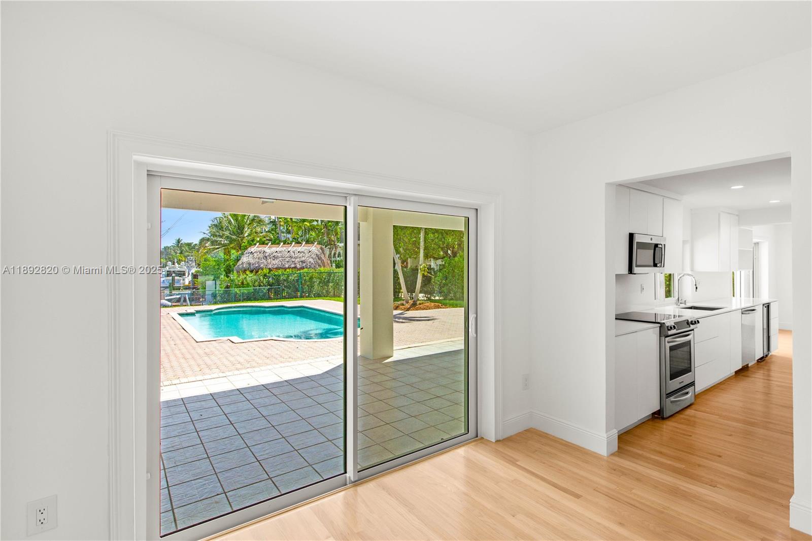 KINGS BAY SUB - Residential Lease