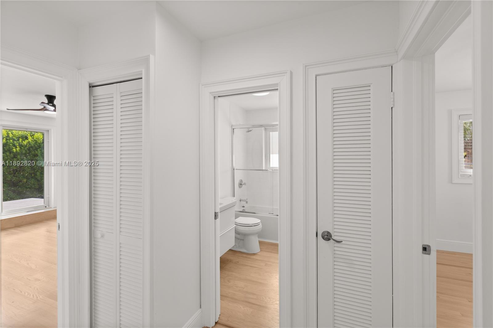 KINGS BAY SUB - Residential Lease