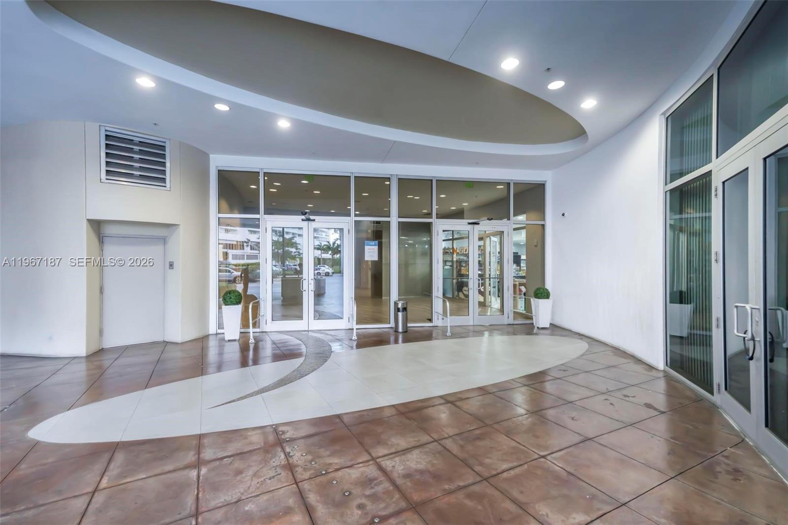 OPERA TOWER CONDO - Residential