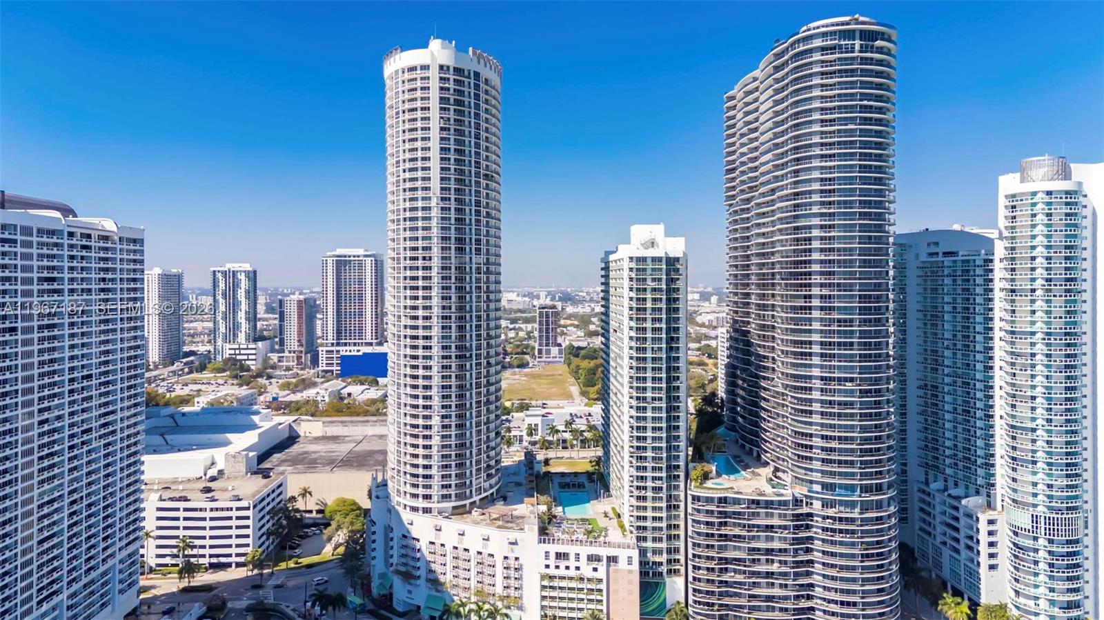 OPERA TOWER CONDO - Residential