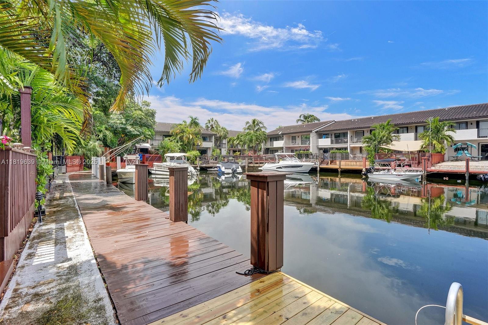 LAKEVIEW TOWNHOMES - Residential Lease