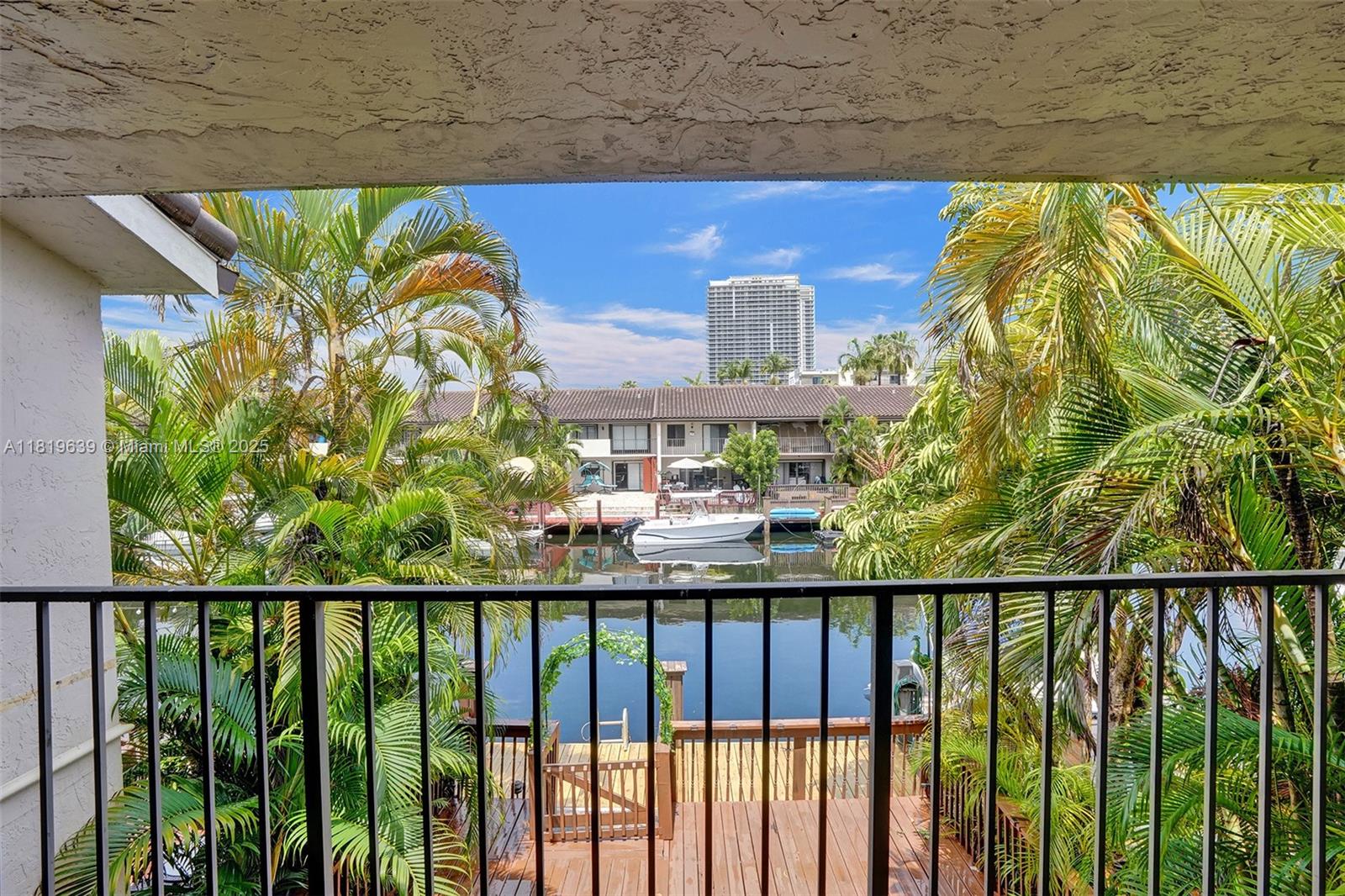 LAKEVIEW TOWNHOMES - Residential Lease