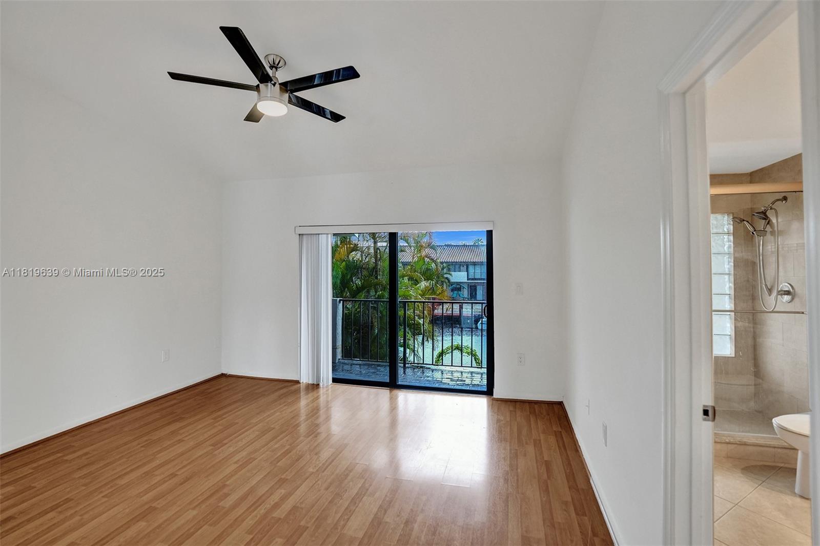 LAKEVIEW TOWNHOMES - Residential Lease