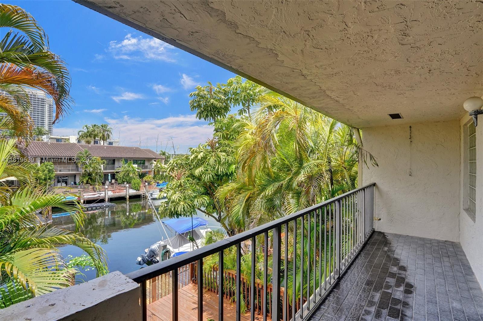 LAKEVIEW TOWNHOMES - Residential Lease