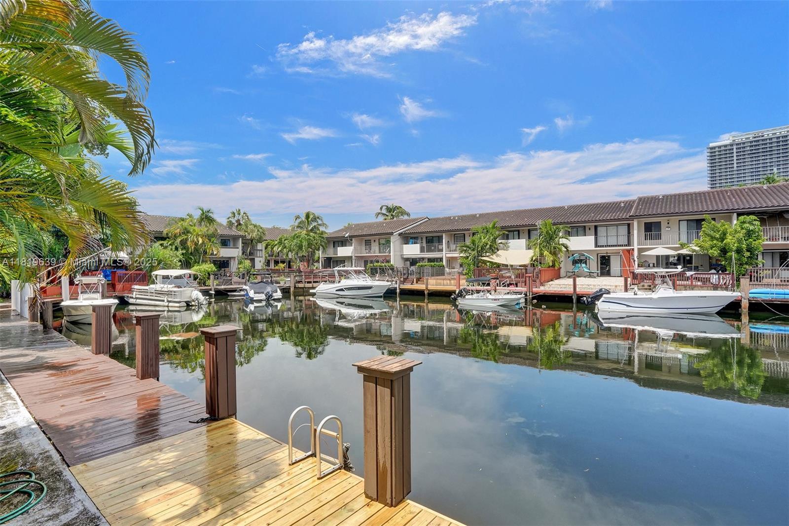 LAKEVIEW TOWNHOMES - Residential Lease