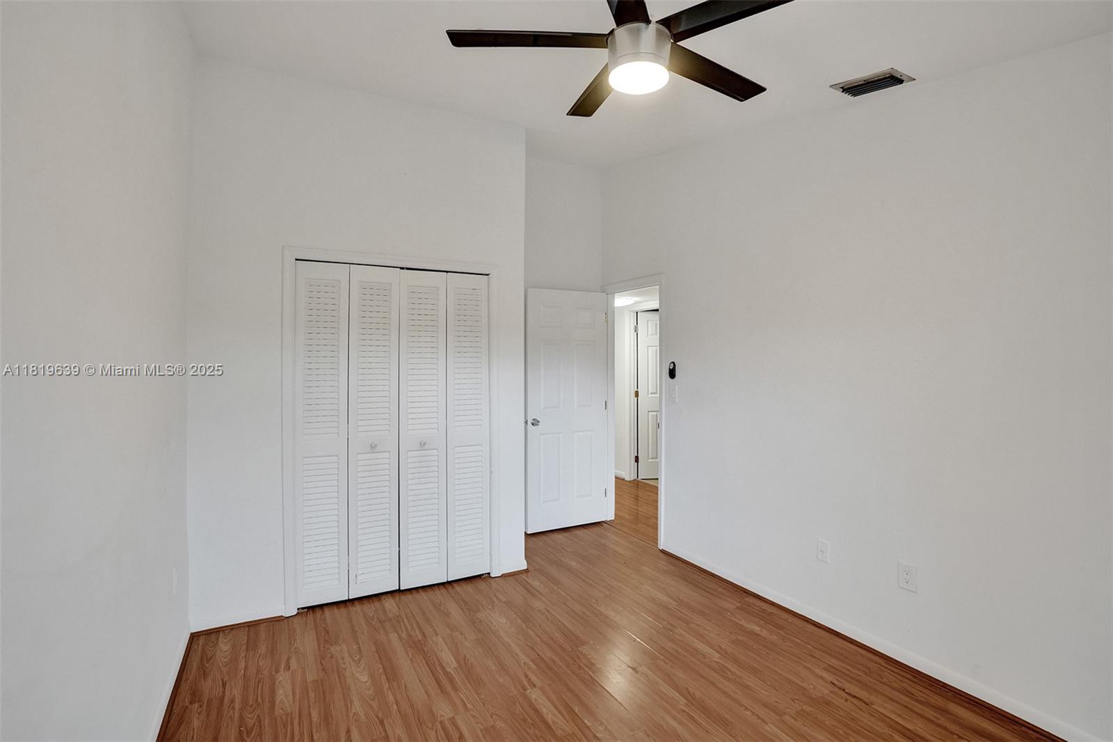 LAKEVIEW TOWNHOMES - Residential Lease