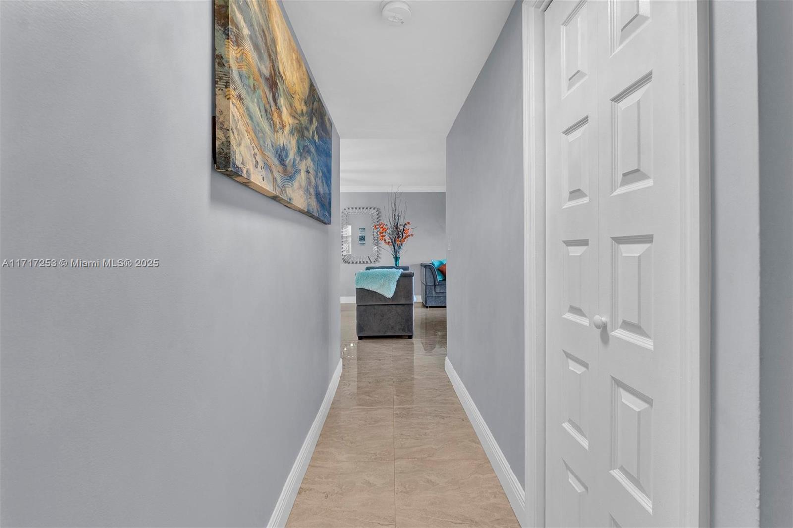 HILLCREST NO 21 CONDO - Residential
