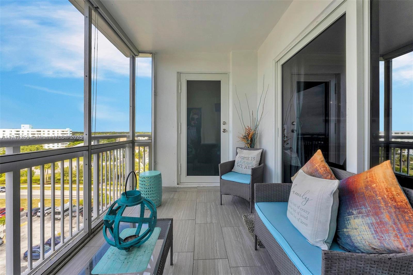 HILLCREST NO 21 CONDO - Residential