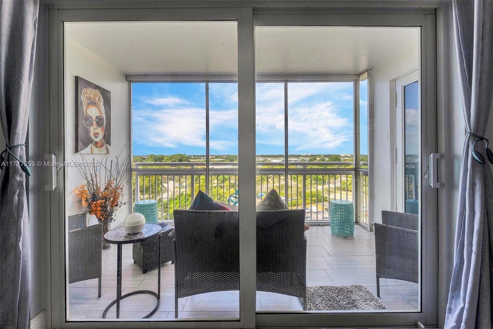 HILLCREST NO 21 CONDO - Residential