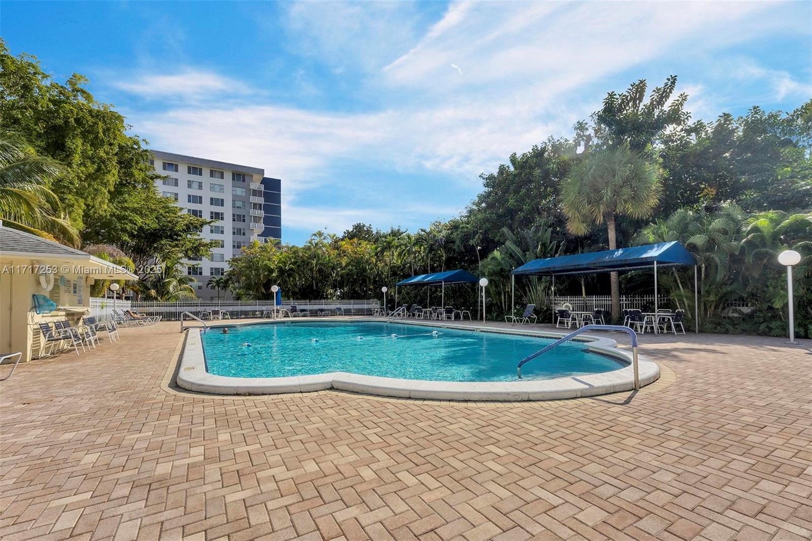 HILLCREST NO 21 CONDO - Residential