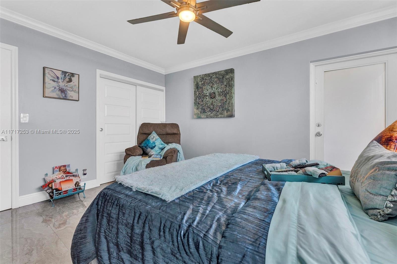 HILLCREST NO 21 CONDO - Residential