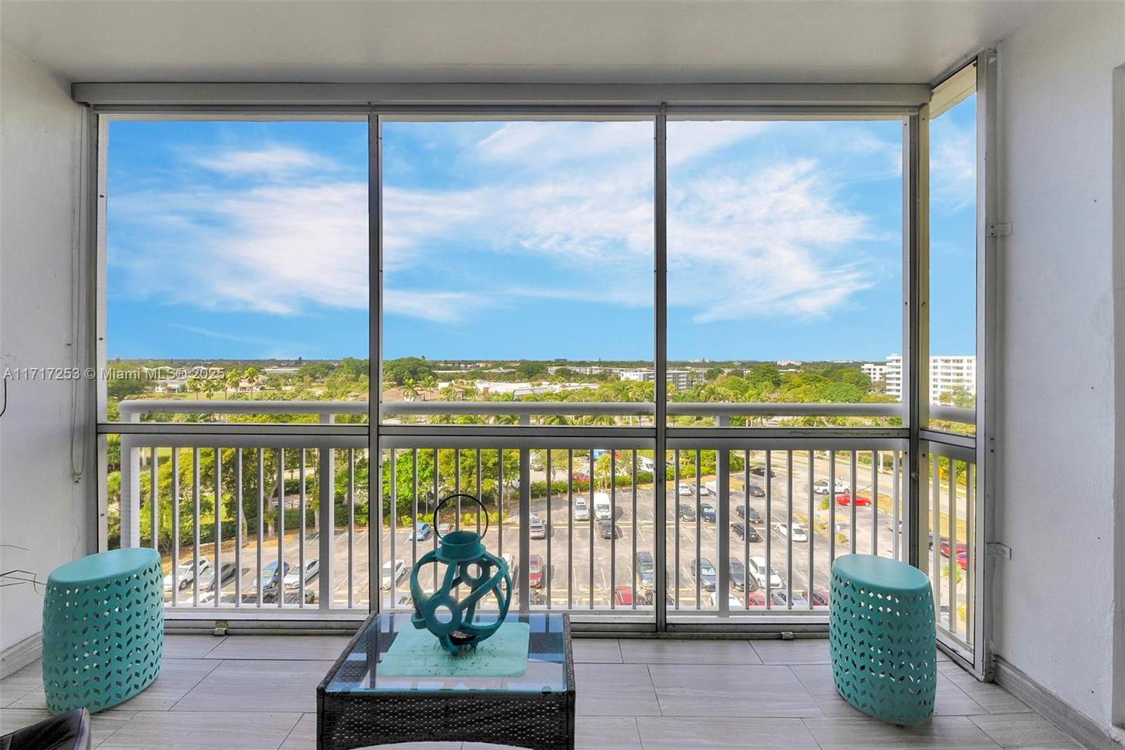 HILLCREST NO 21 CONDO - Residential