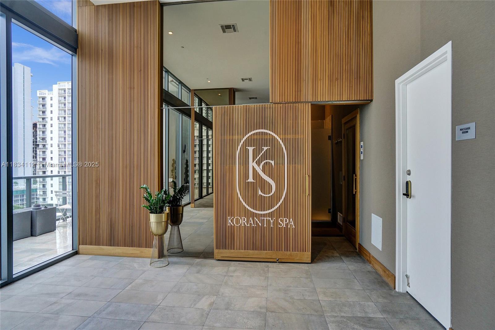 SMART BRICKELL CONDO - Residential
