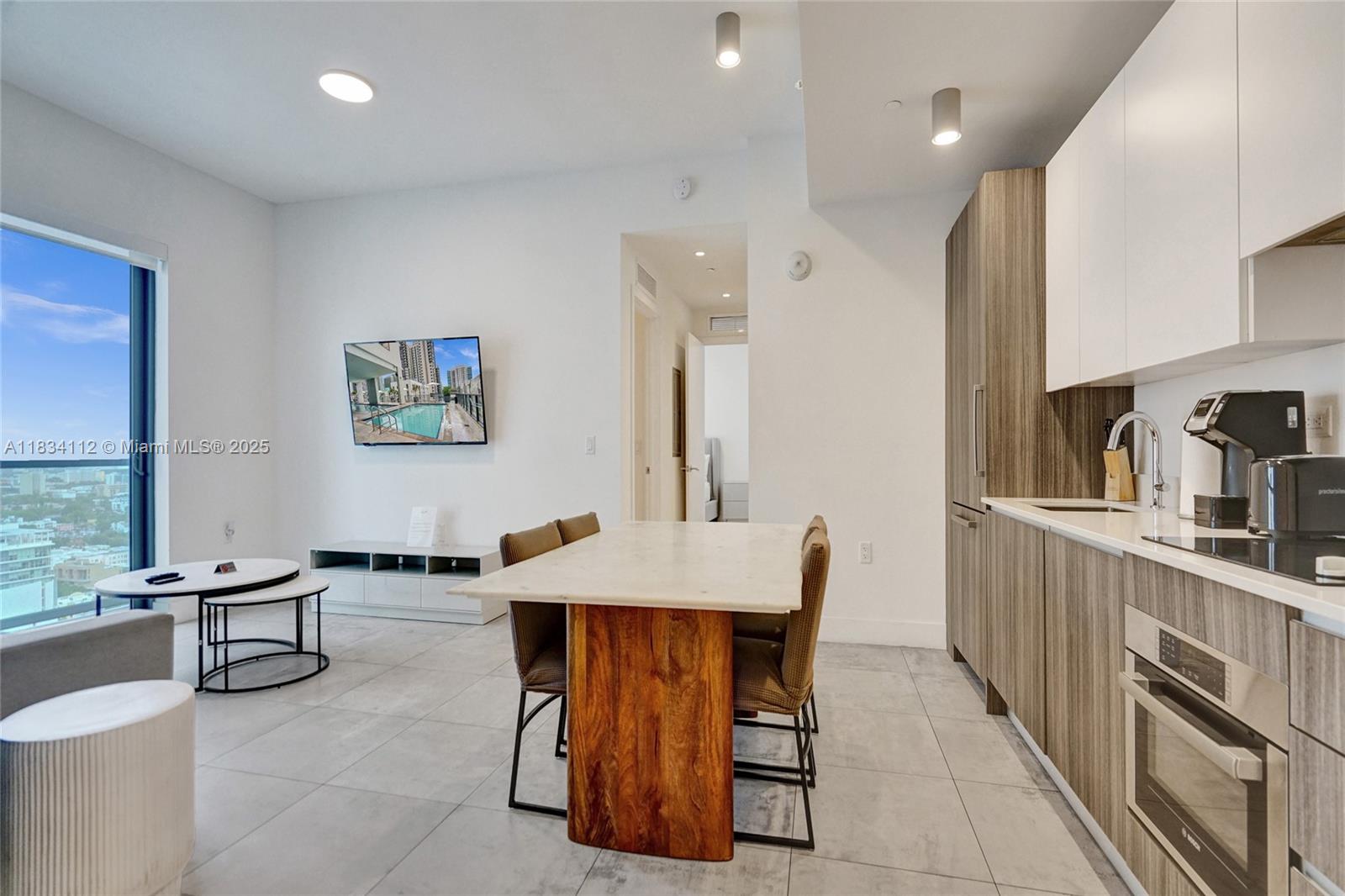 SMART BRICKELL CONDO - Residential