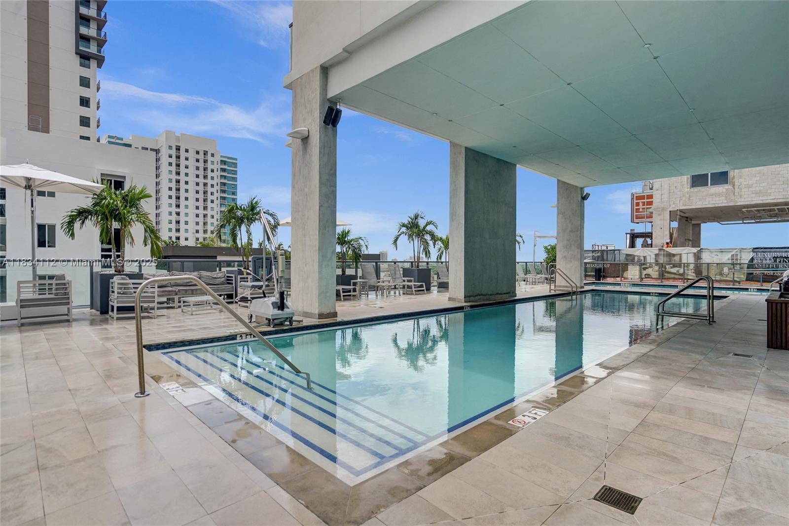 SMART BRICKELL CONDO - Residential