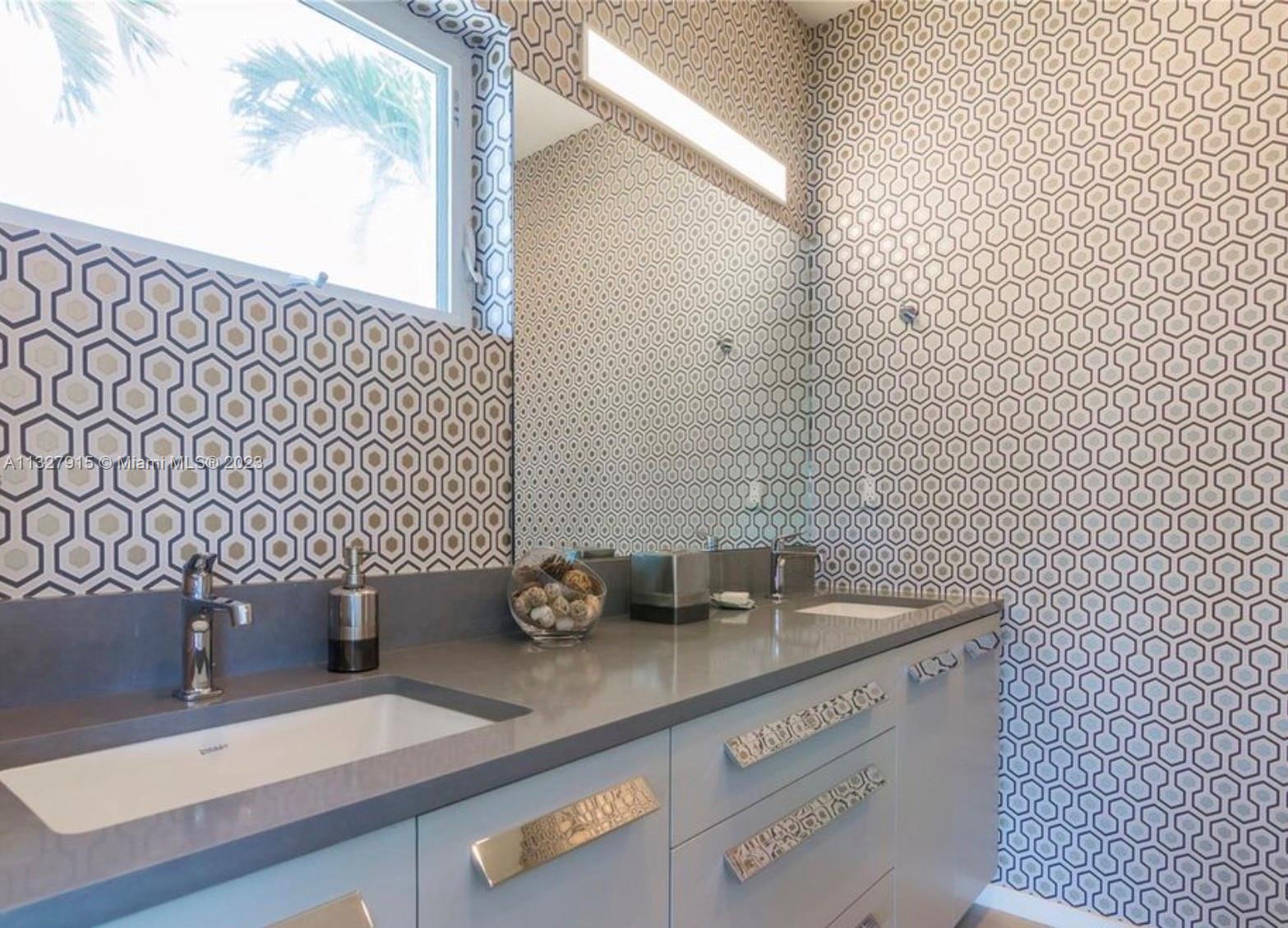 NORMANDY GOLF COURSE - Residential