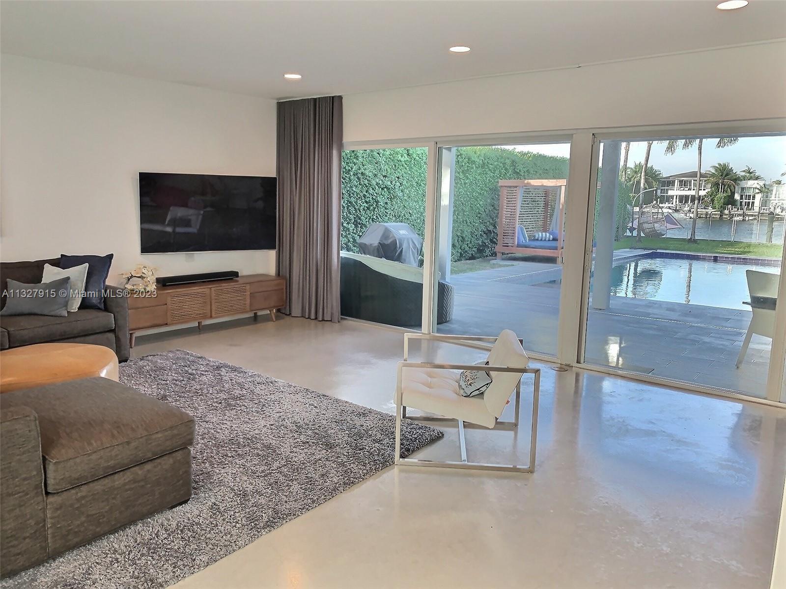 NORMANDY GOLF COURSE - Residential