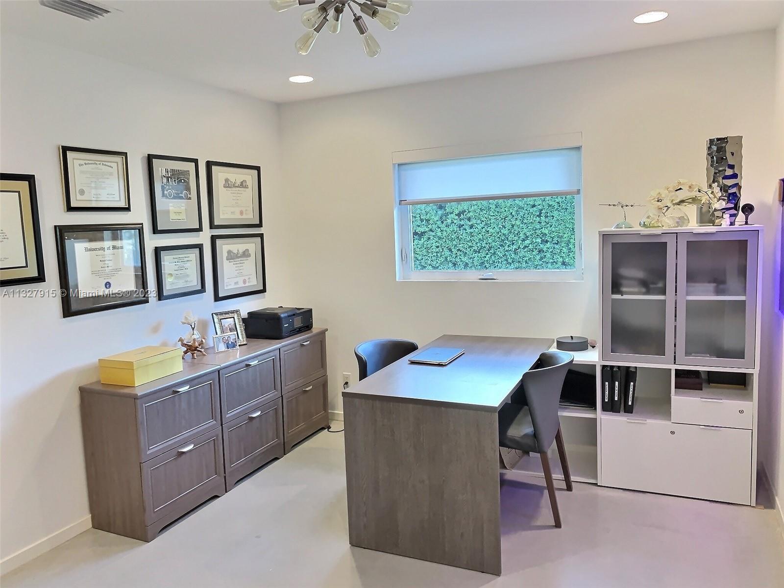 NORMANDY GOLF COURSE - Residential