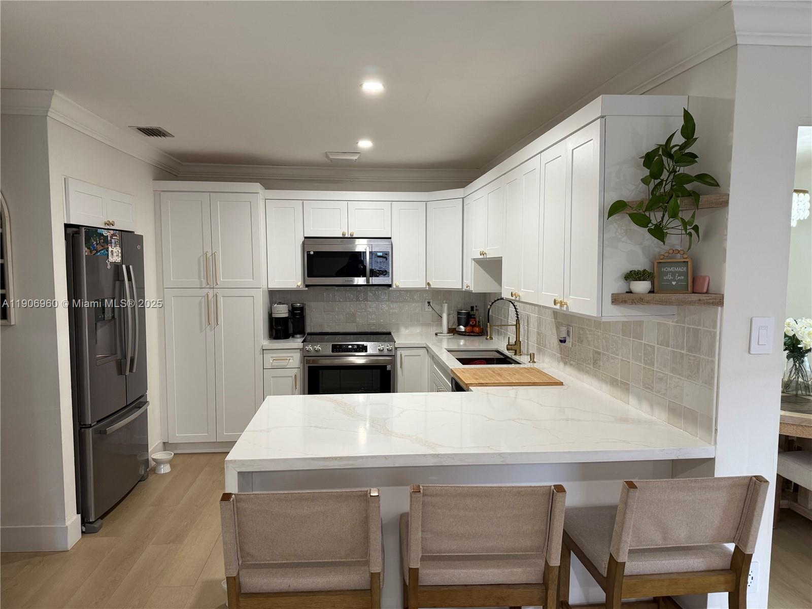 OAK PARK SEC 7 - Residential Lease