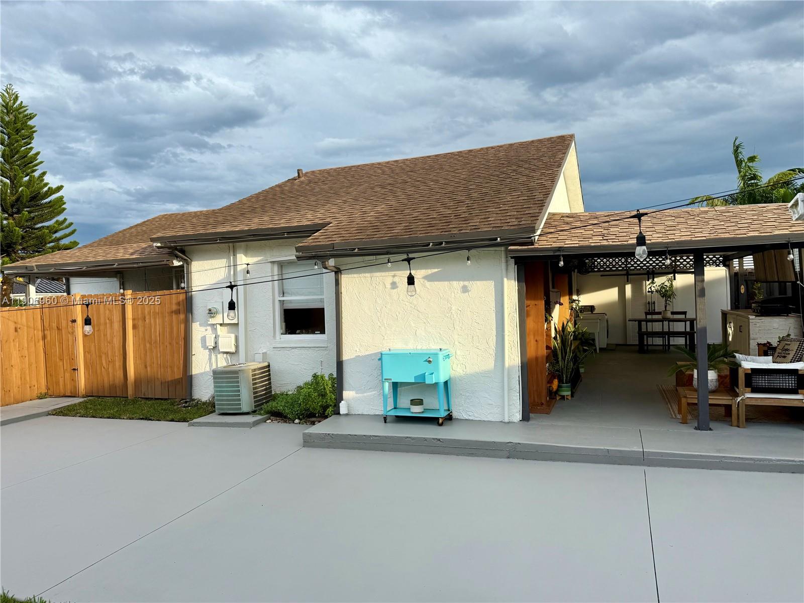 OAK PARK SEC 7 - Residential Lease