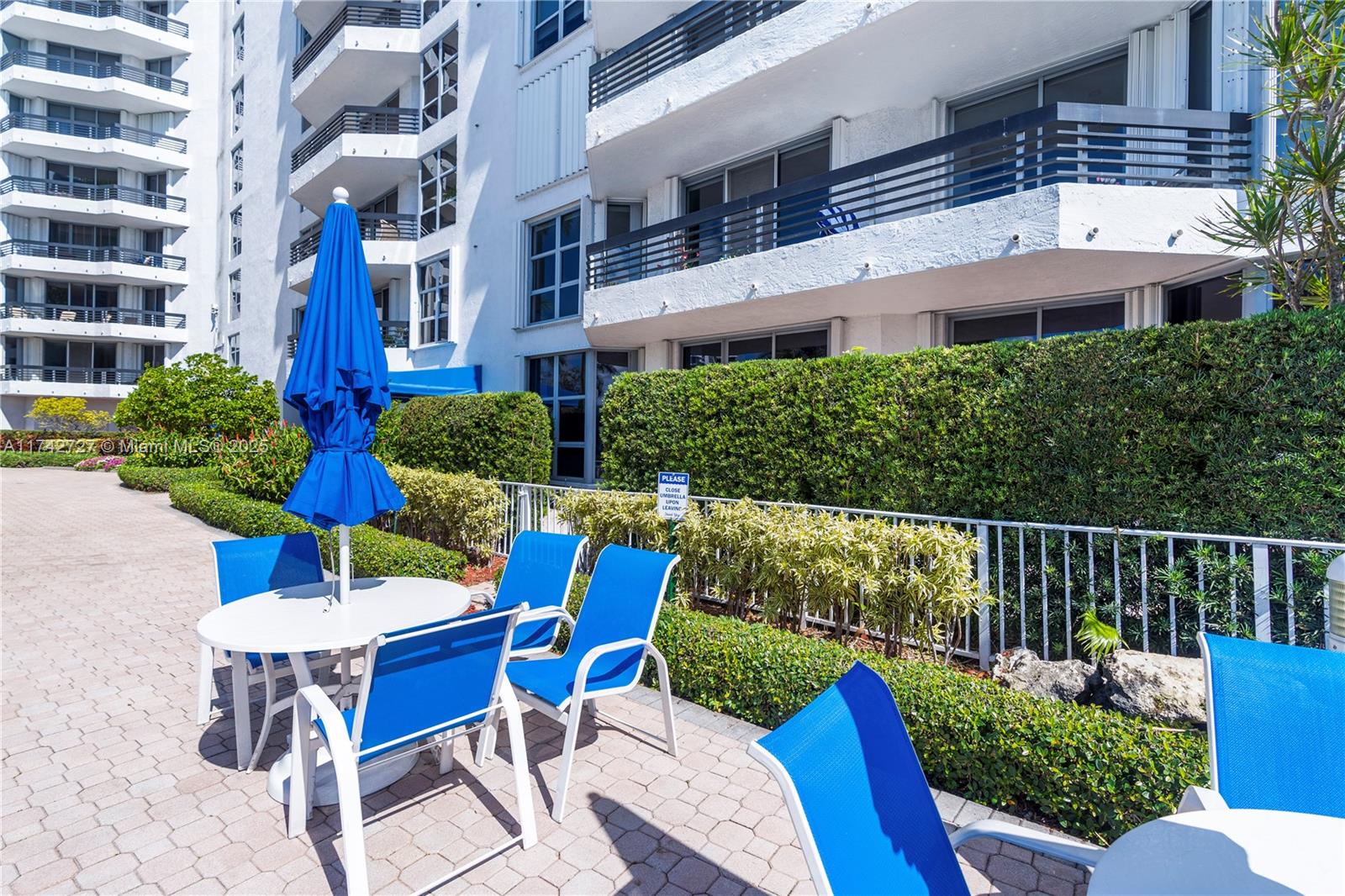 MYSTIC POINTE TOWER 500 C - Residential