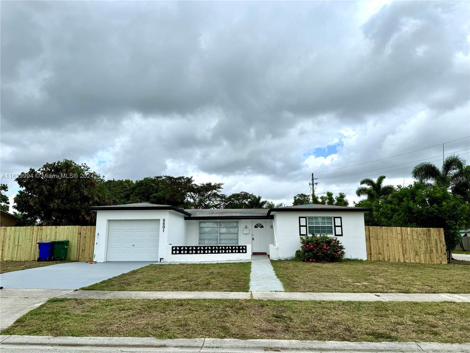 Photo 1 of 6601 Nw 1st St St, Margate, Florida, $509,900, Web #: 11629994