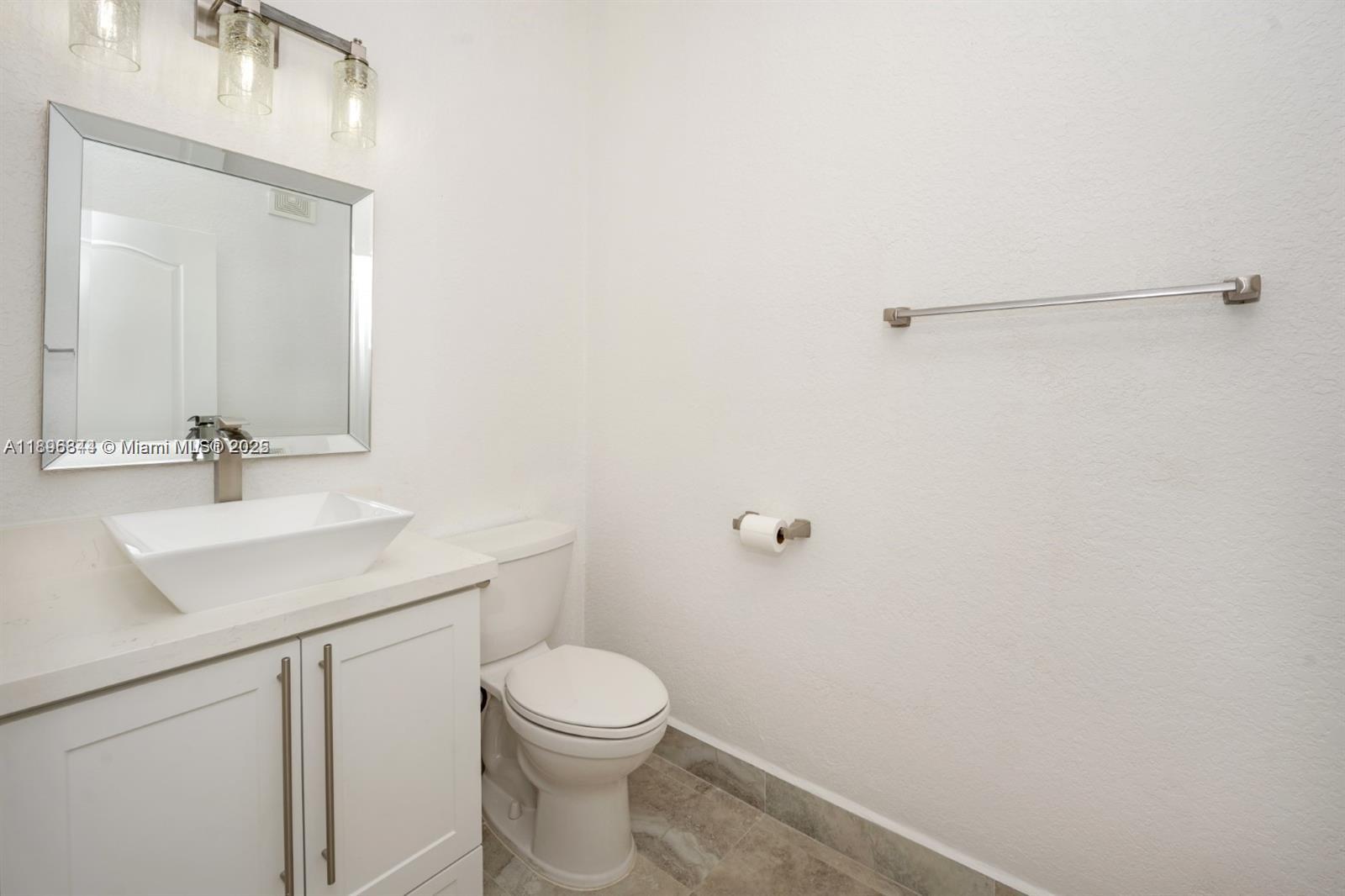 COURTYARDS ONE CONDO - Residential Lease