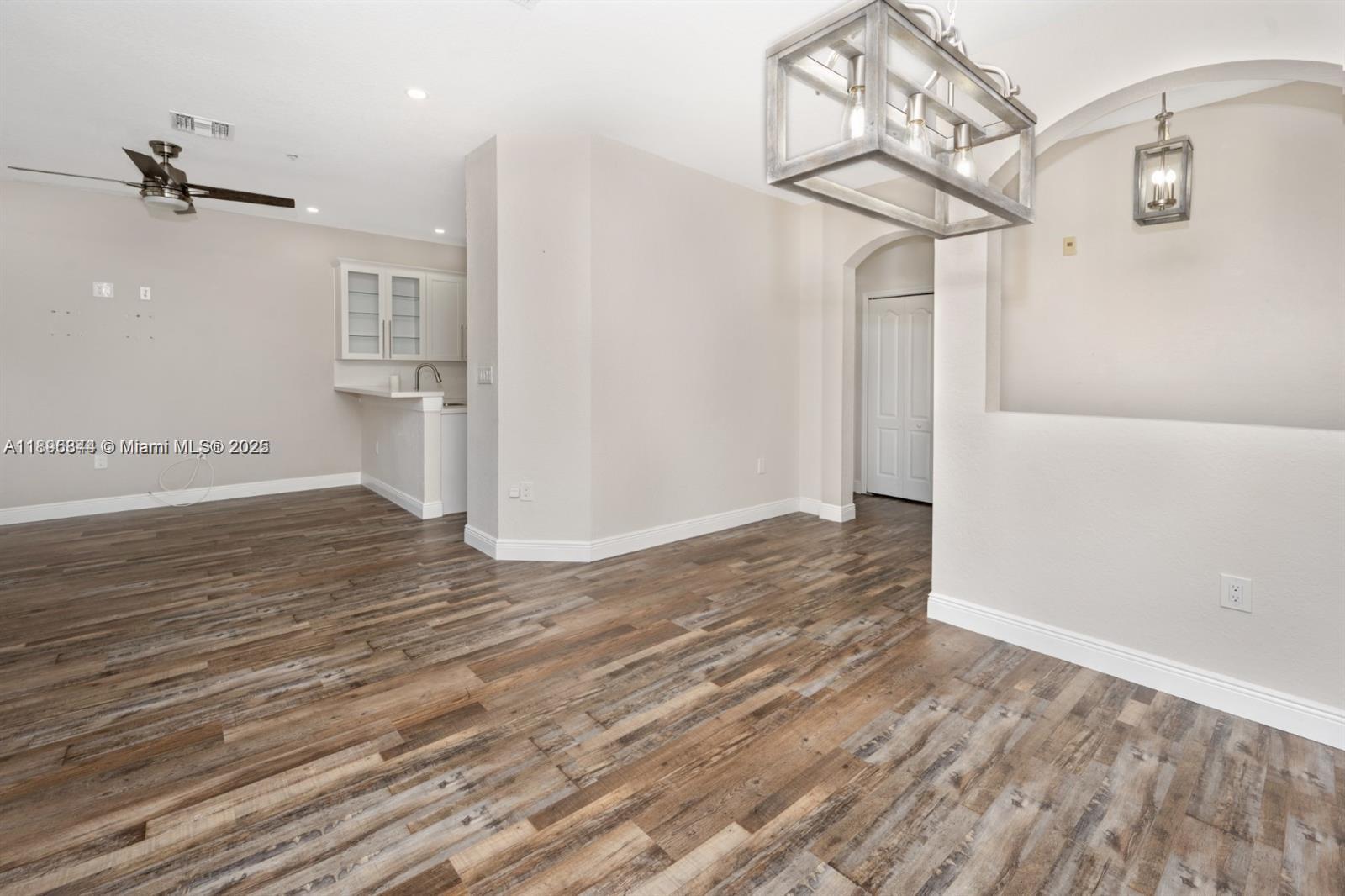 COURTYARDS ONE CONDO - Residential Lease