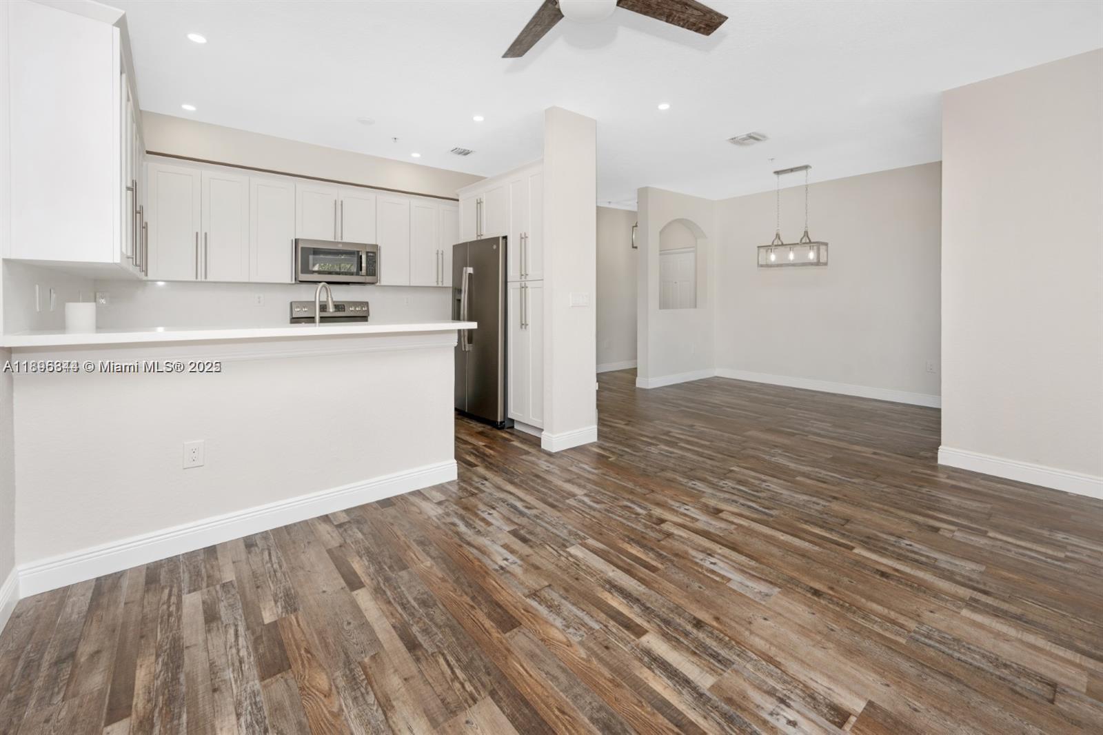 COURTYARDS ONE CONDO - Residential Lease