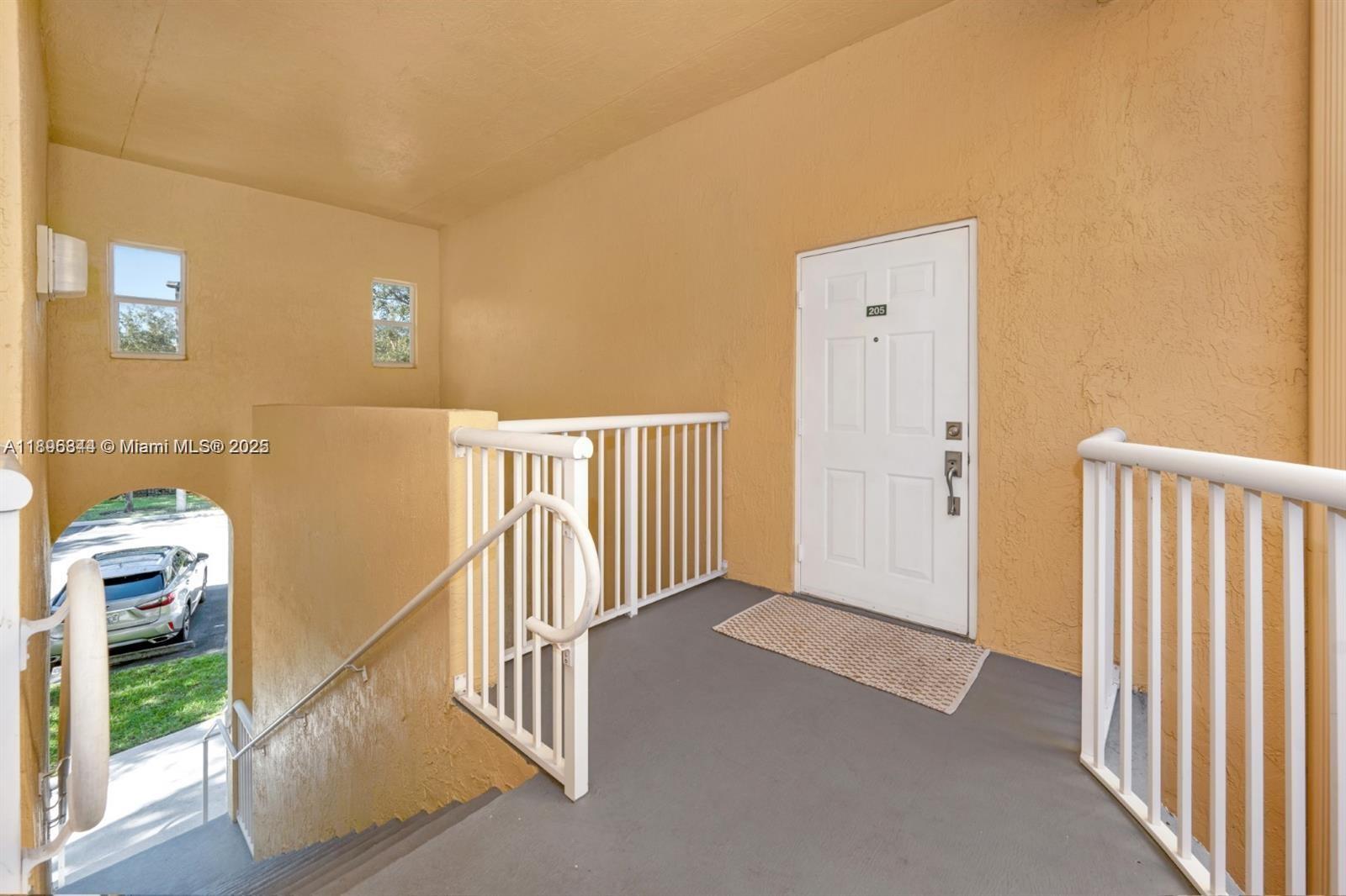 COURTYARDS ONE CONDO - Residential Lease