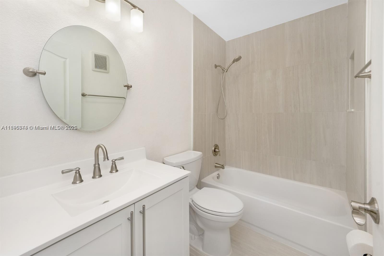 COURTYARDS ONE CONDO - Residential Lease