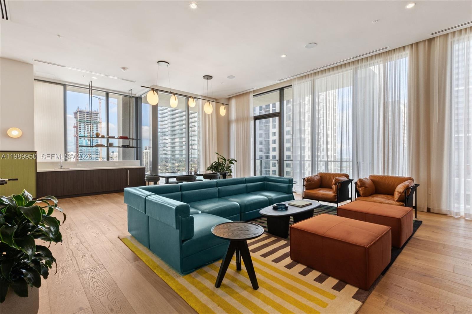 MIAMI NORTH - Residential
