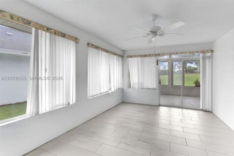 Tiny photo for 527 SE 27th Dr, Homestead, FL 33033 (MLS # A12078555)