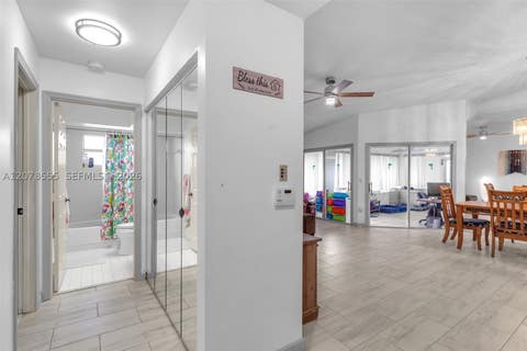 Tiny photo for 527 SE 27th Dr, Homestead, FL 33033 (MLS # A12078555)
