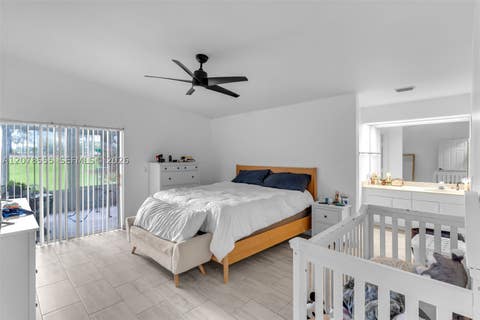 Tiny photo for 527 SE 27th Dr, Homestead, FL 33033 (MLS # A12078555)
