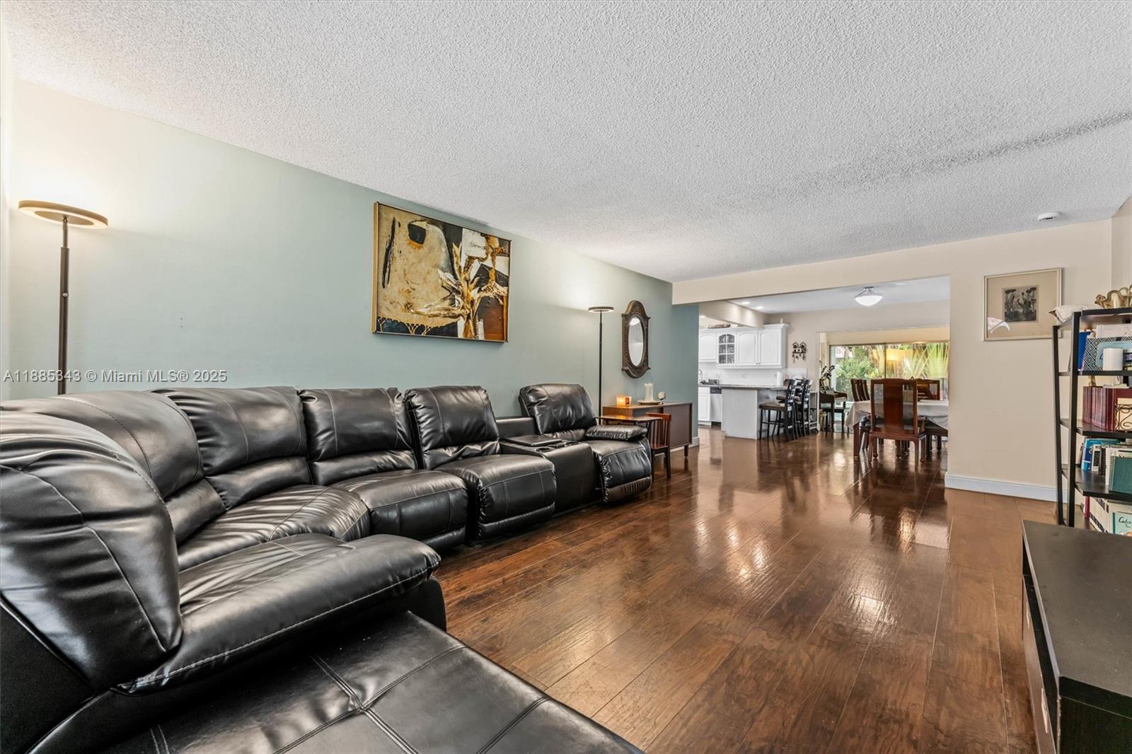 PALM-AIRE VILLAGE 2ND SEC - Residential