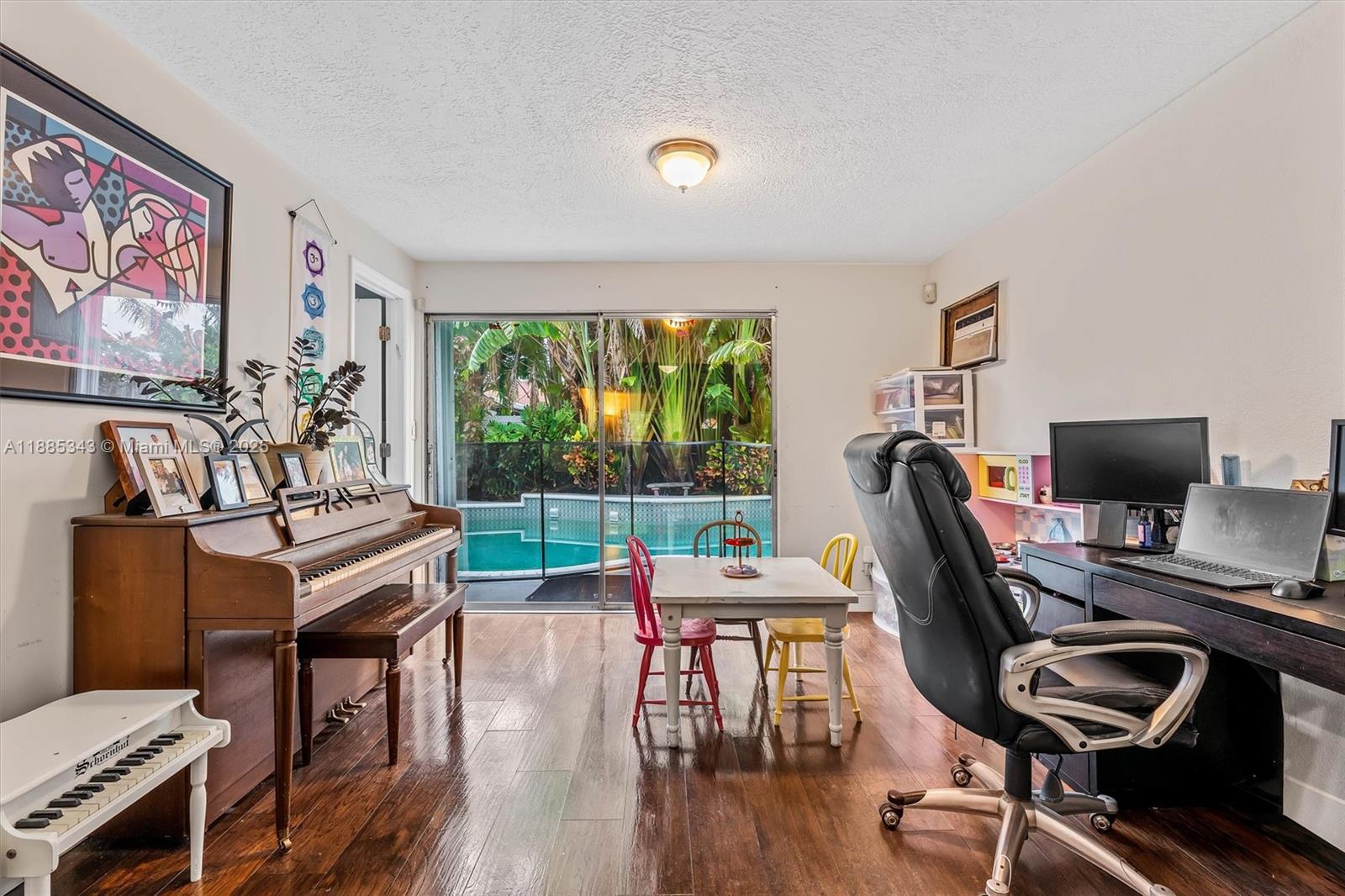 PALM-AIRE VILLAGE 2ND SEC - Residential