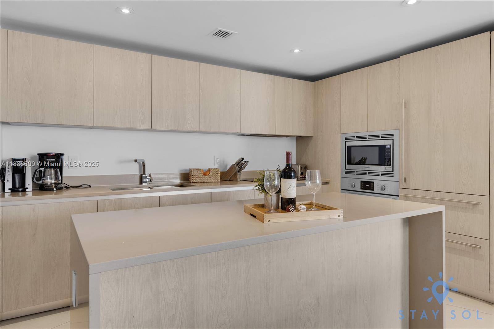 4111 SOUTH OCEAN DRIVE CO - Residential