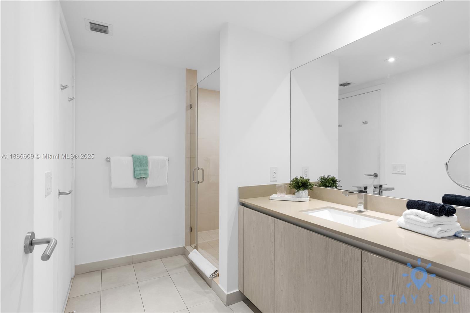 4111 SOUTH OCEAN DRIVE CO - Residential