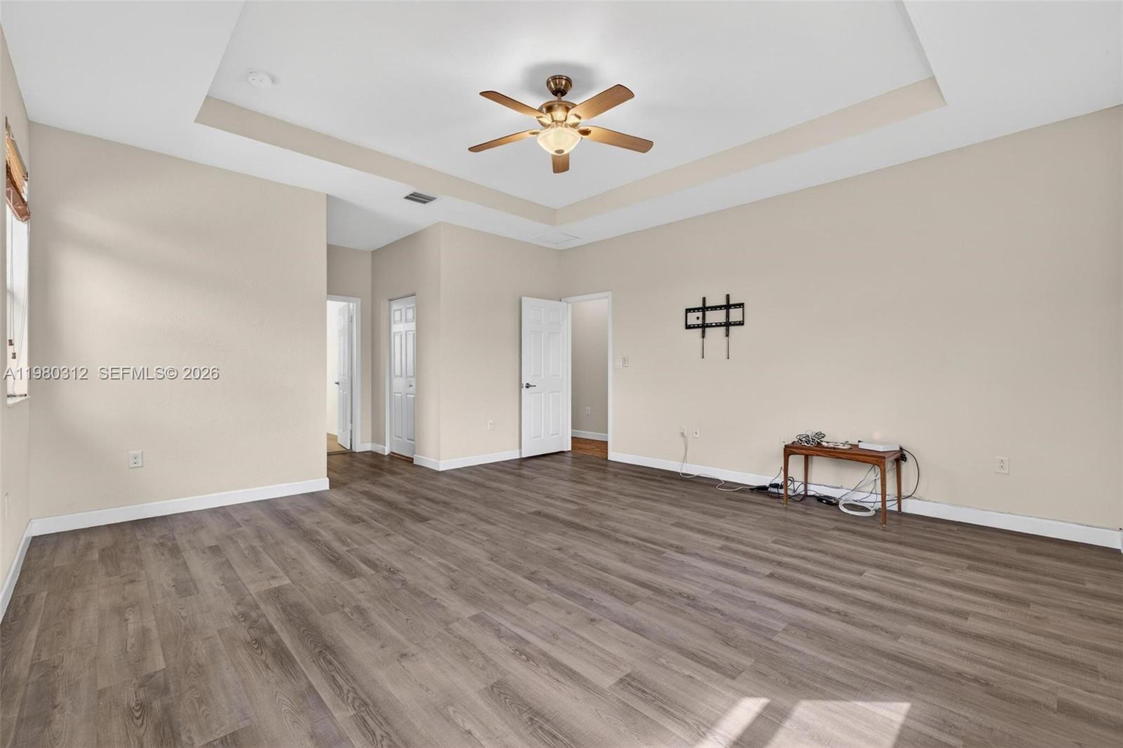 SILVER PALM EAST SEC TWO - Residential Lease