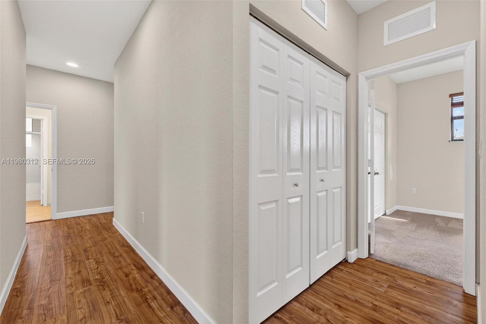 SILVER PALM EAST SEC TWO - Residential Lease