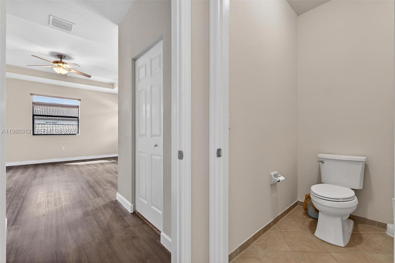 SILVER PALM EAST SEC TWO - Residential Lease