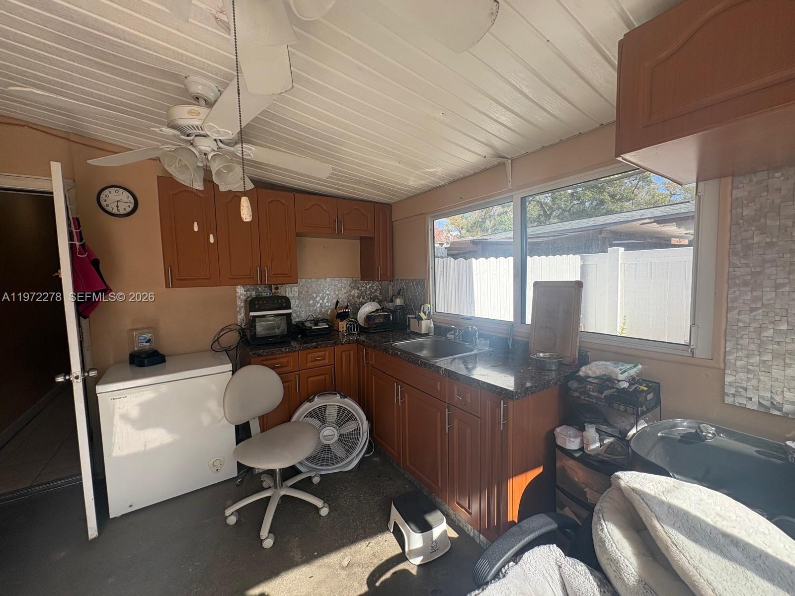 HAMNER'S MARJORY B RENMAH - Residential