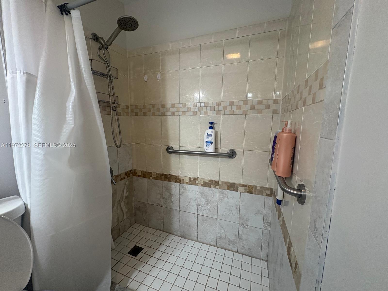 HAMNER'S MARJORY B RENMAH - Residential