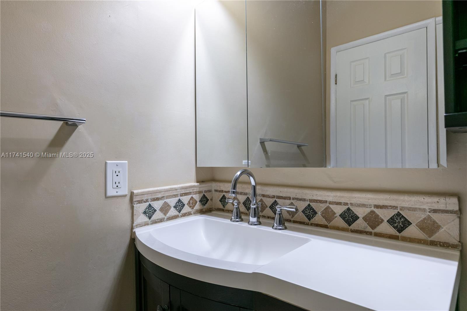 AMBASSADOR SOUTH CO-OP - Residential